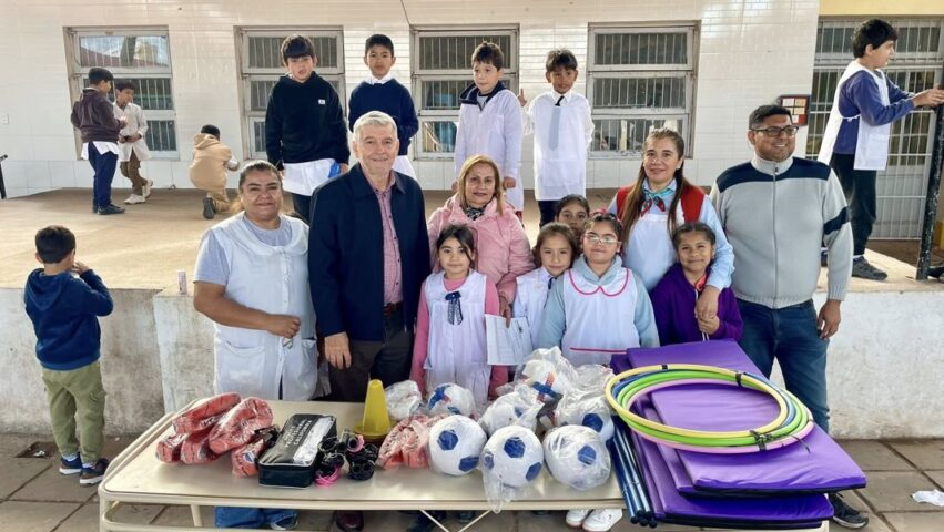 entrega elementos deportivos nueva esperanza