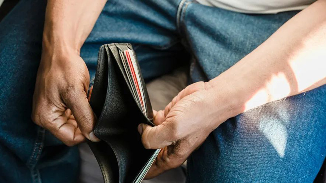 economia-pobreza-billetera