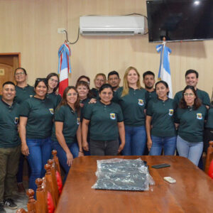 maria-ferreyra-entrega-indumentaria