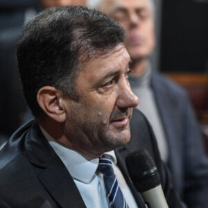 edgardo-kueider-prensa-senado