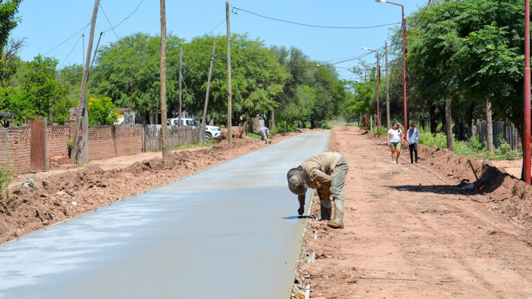 pavimentacion-calles-pampa-de-los-guanacos