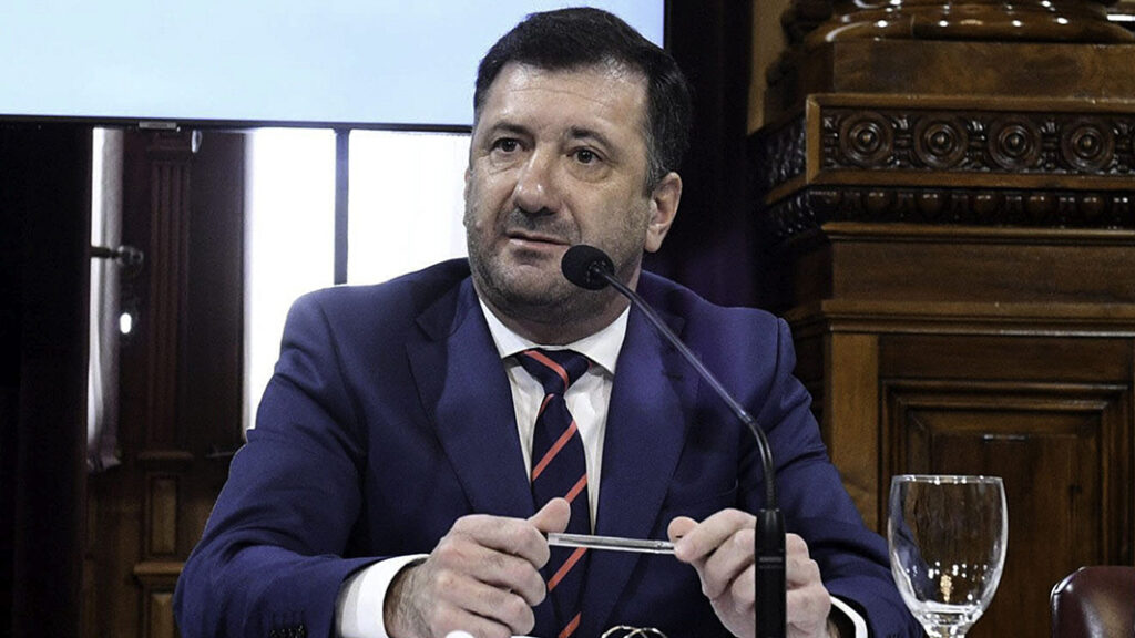 senador-nacional-Edgardo-Kueider--scaled