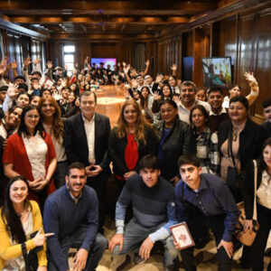 zamora-alumnos-casa-de-gobierno