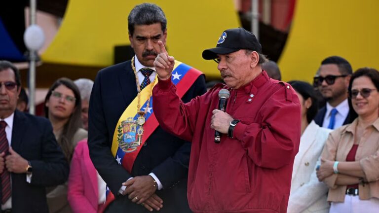 maduro regimenes paramilitares