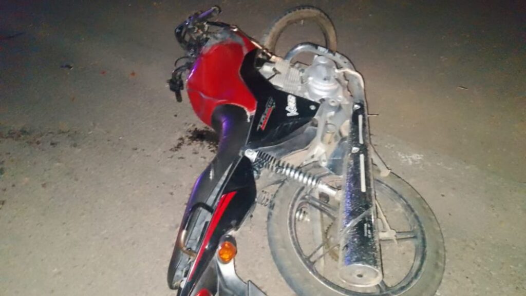 camioneta moto accidente