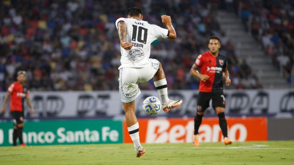 central cordoba newells