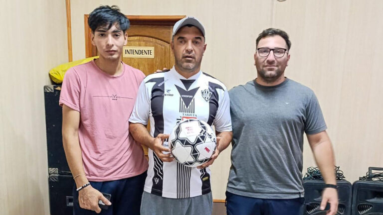 pampa-de-los-guanacos-pelotas