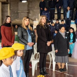 pampa de los guanacos actos escolares