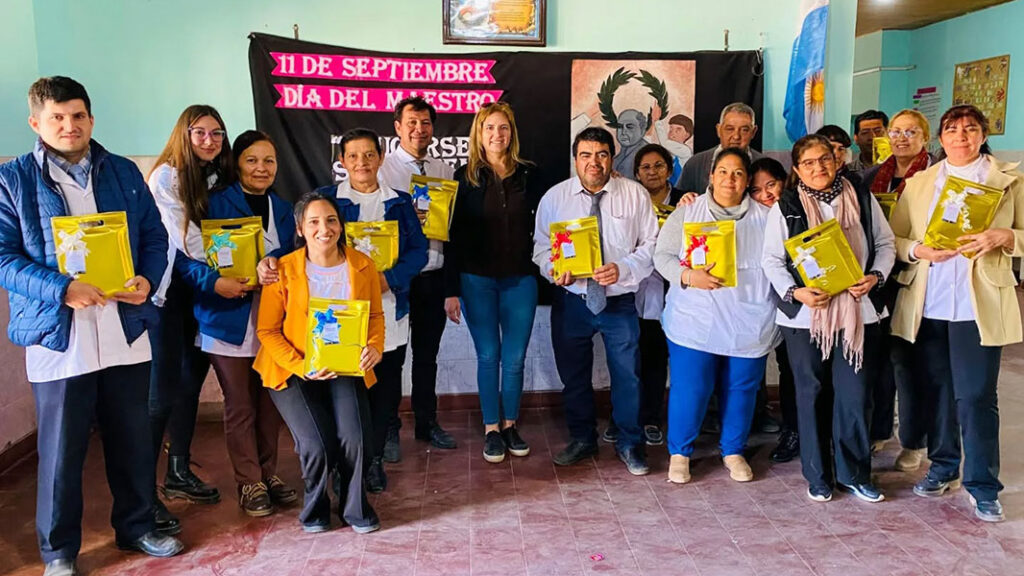 docentes-pampa-de-los-guanacos