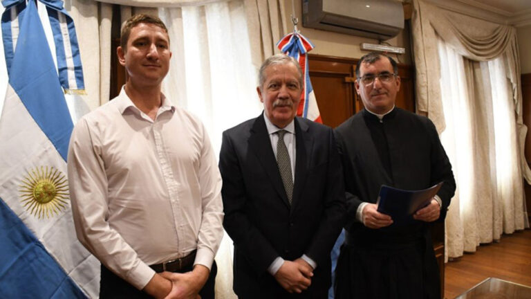 elias-suarez-ponti-cura