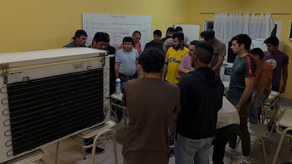 monte quemado oficios