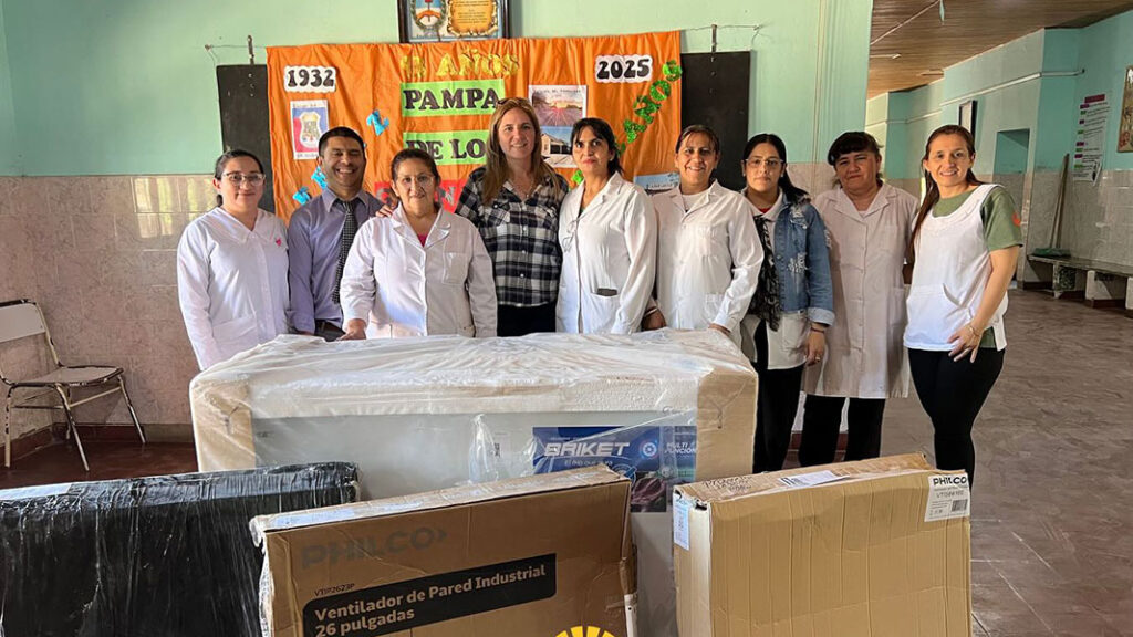 escuelas-pampa-de-los-guanacos-insumos