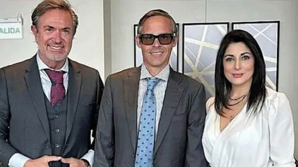 foster-gillet-tofoni-estudiantes