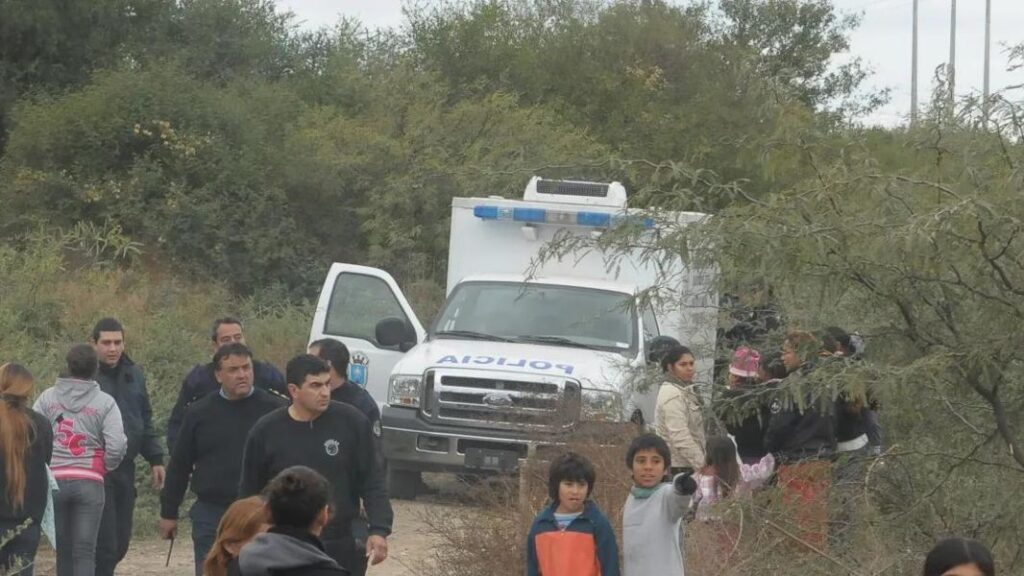 muerto morguera suicidio