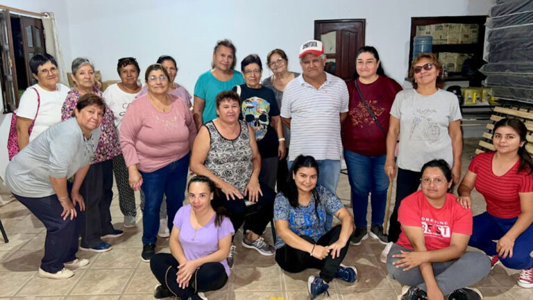 ancianos-pampa-de-los-guanacos