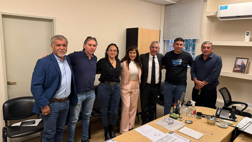 reunion-maria-zerda-luis-villavicencio