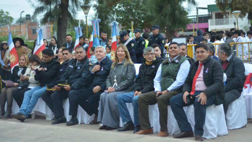acto-dia-de-la-autonomia-provincial-nueva-esperanza