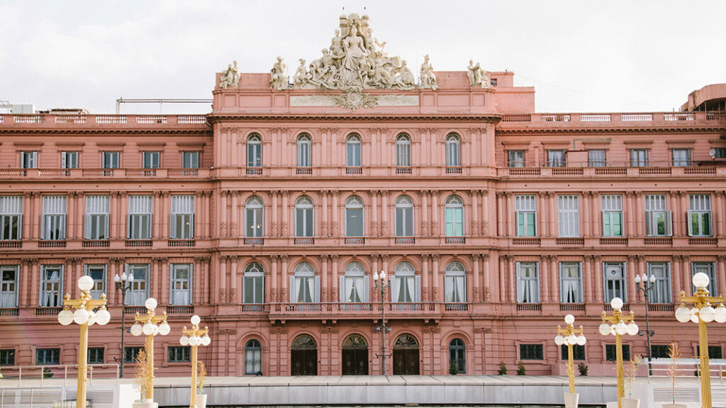 casa-rosada-fachada