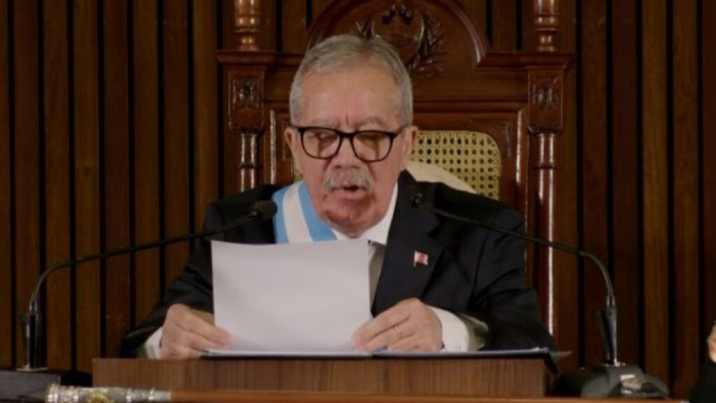 elias suarez mensaje anual2