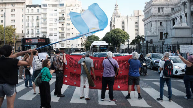 paro-medicos-doctores-reclamos
