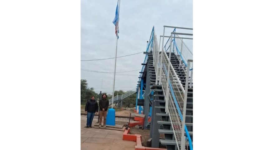 cisneros monte quemado escaleras