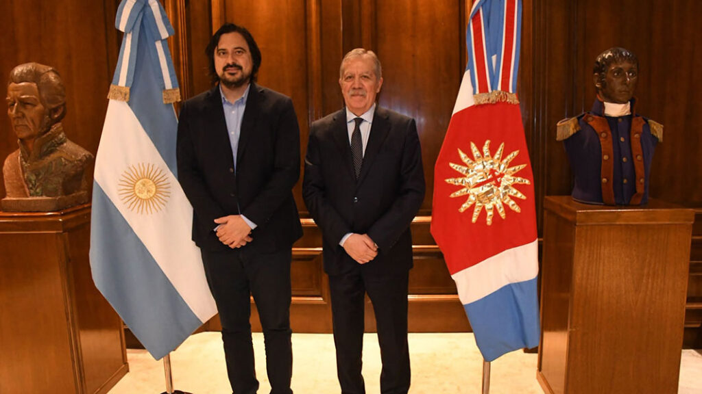 elias-suarez-felipe-cisneros