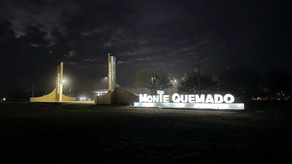monte-quemado-arco-de-entrada
