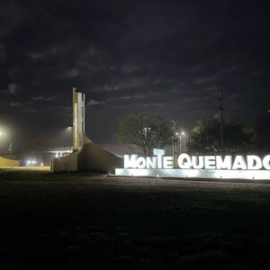 monte-quemado-arco-de-entrada