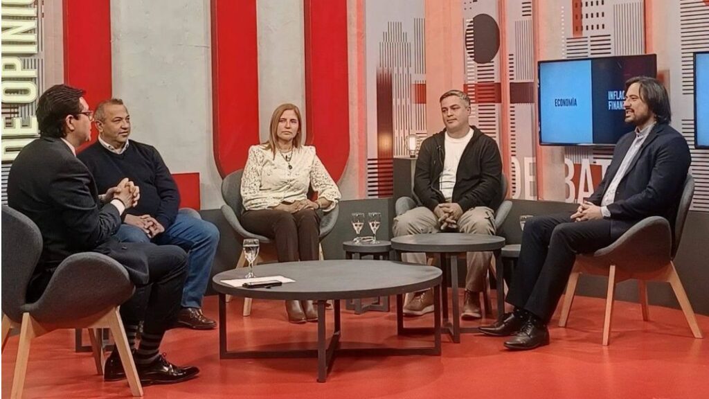 ferreyra cisneros libertad de opinion