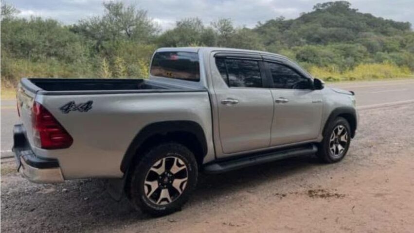 robo camioneta monte quemado