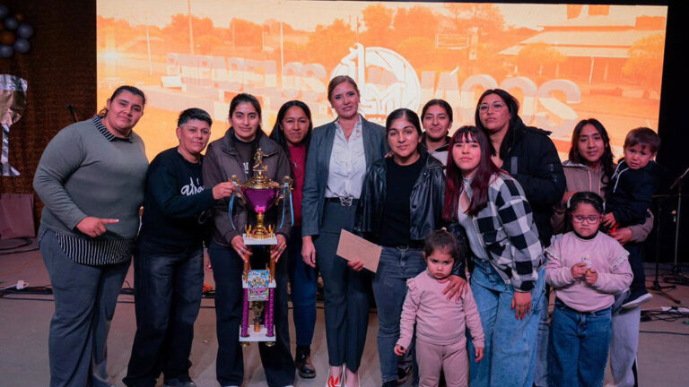 entrega-premios-pampa-de-los-guanacos