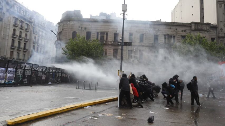 incidentes marcha universitaria